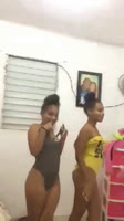 Lesbianas dominicana haciendo mucha travesuras por el móvil