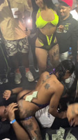 Strippers Dominicanas haciendo de la suya en el club 