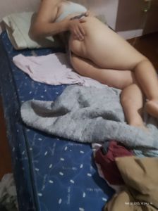 Mi colita hermosa y pidiendo pija 