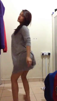 Pretty teen latina twerking & dancing non nude