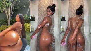 Juliethofl nude shower